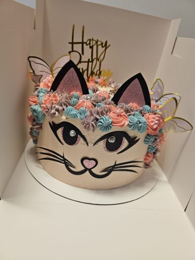 Cat themed cake