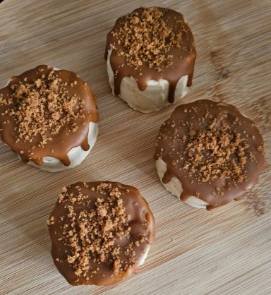 Biscoff Bite size mini cakes